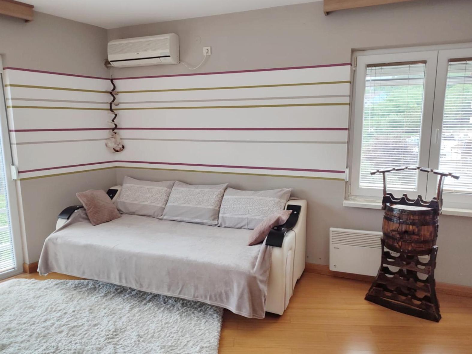 Apartman Lux Sneznik Vrnjačka Banja Εξωτερικό φωτογραφία